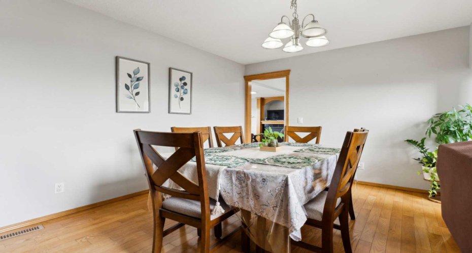 292 Taracove Estate Drive, Calgary, Alberta T3J 4R5, 7 Bedrooms Bedrooms, ,5 BathroomsBathrooms,Residential,For Sale,Taracove Estate,A2295120