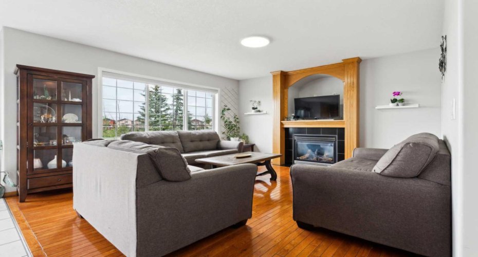 292 Taracove Estate Drive, Calgary, Alberta T3J 4R5, 7 Bedrooms Bedrooms, ,5 BathroomsBathrooms,Residential,For Sale,Taracove Estate,A2295120