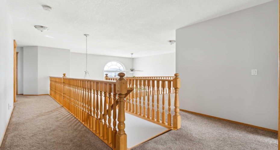 292 Taracove Estate Drive, Calgary, Alberta T3J 4R5, 7 Bedrooms Bedrooms, ,5 BathroomsBathrooms,Residential,For Sale,Taracove Estate,A2295120