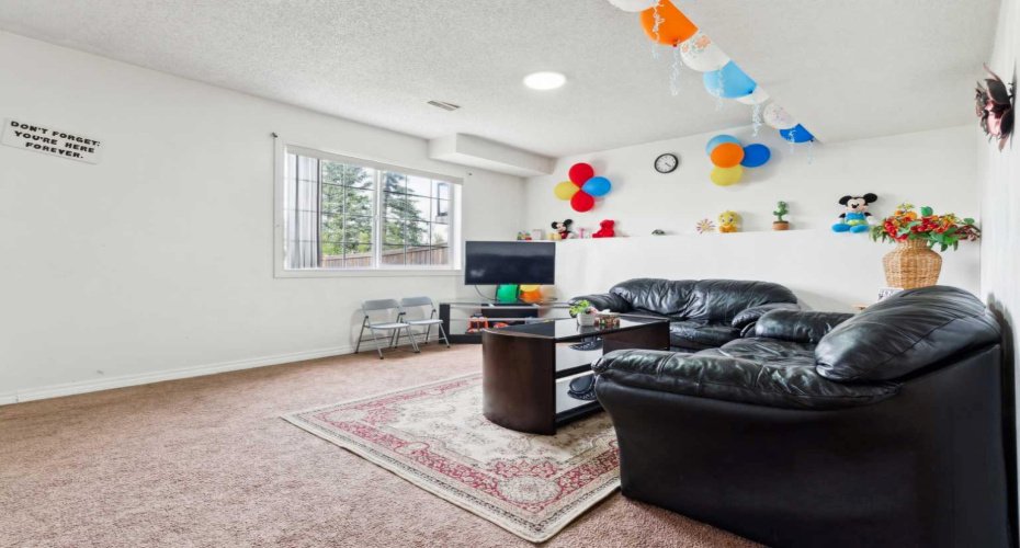 292 Taracove Estate Drive, Calgary, Alberta T3J 4R5, 7 Bedrooms Bedrooms, ,5 BathroomsBathrooms,Residential,For Sale,Taracove Estate,A2295120