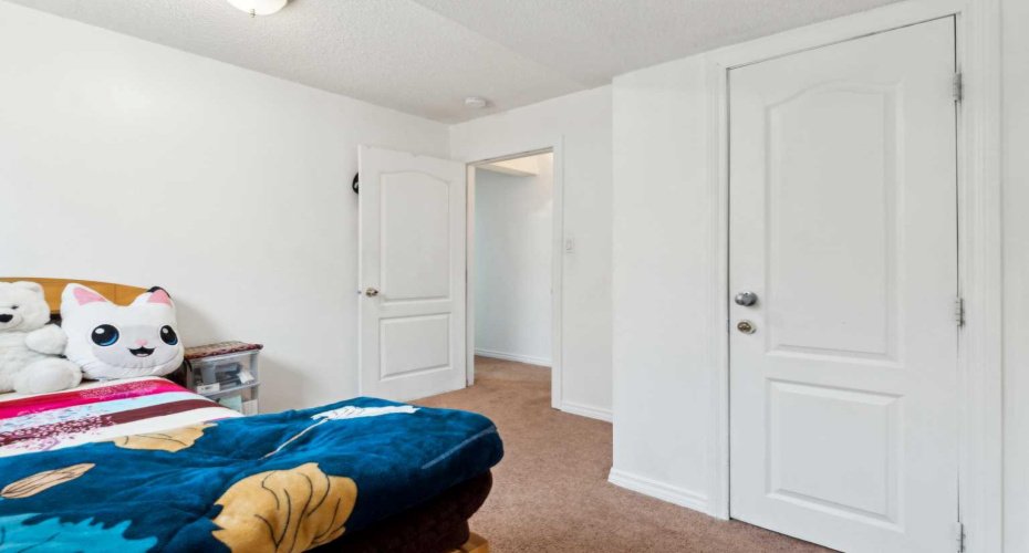 292 Taracove Estate Drive, Calgary, Alberta T3J 4R5, 7 Bedrooms Bedrooms, ,5 BathroomsBathrooms,Residential,For Sale,Taracove Estate,A2295120