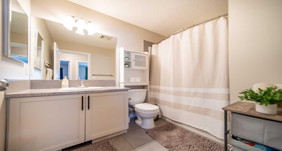 273 Cimarron Vista Court, Okotoks, Alberta T1S 0L5, 3 Bedrooms Bedrooms, ,3 BathroomsBathrooms,Residential,For Sale,Cimarron Vista,A2295126