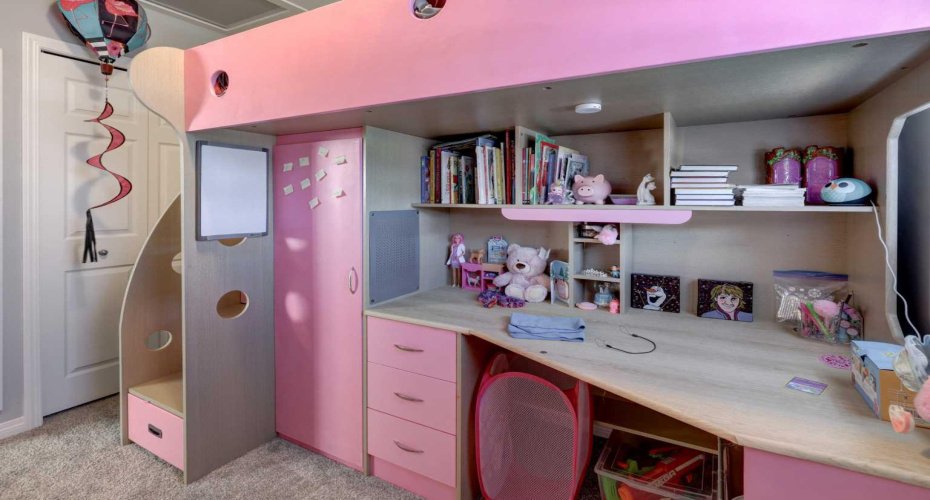 211 Chinook Gate Boulevard, Airdrie, Alberta T4B 5J4, 3 Bedrooms Bedrooms, ,3 BathroomsBathrooms,Residential,For Sale,Chinook Gate,A2295194