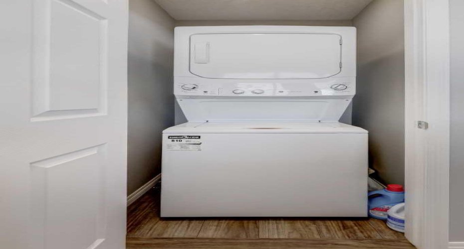 211 Chinook Gate Boulevard, Airdrie, Alberta T4B 5J4, 3 Bedrooms Bedrooms, ,3 BathroomsBathrooms,Residential,For Sale,Chinook Gate,A2295194