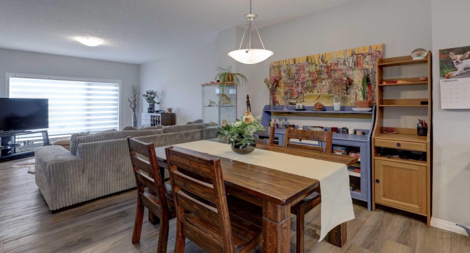 211 Chinook Gate Boulevard, Airdrie, Alberta T4B 5J4, 3 Bedrooms Bedrooms, ,3 BathroomsBathrooms,Residential,For Sale,Chinook Gate,A2295194