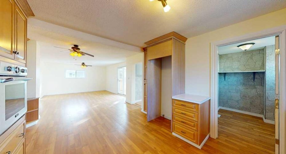 5 1 Avenue, Acadia Valley, Alberta T0J 0A0, 2 Bedrooms Bedrooms, ,1 BathroomBathrooms,Residential,For Sale,1,A2295198