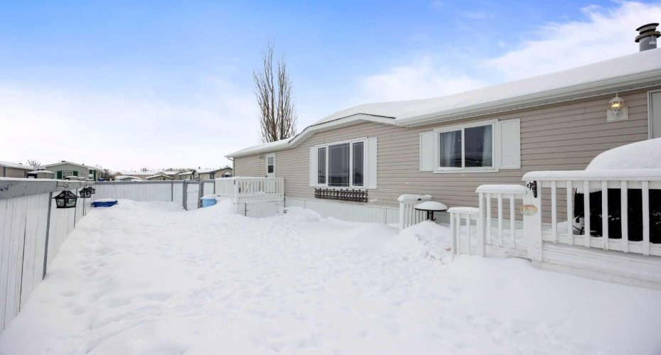488 Harpe Way, Fort McMurray, Alberta T9K2K7, 3 Bedrooms Bedrooms, ,2 BathroomsBathrooms,Residential,For Sale,Harpe,A2295211
