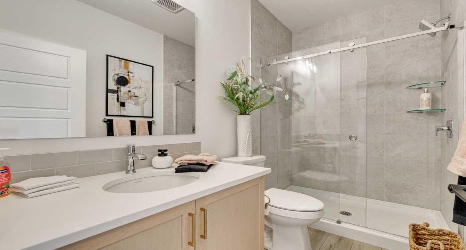 192 Lewiston Landing, Calgary, Alberta T3P2N8, 7 Bedrooms Bedrooms, ,4 BathroomsBathrooms,Residential,For Sale,Lewiston,A2295216