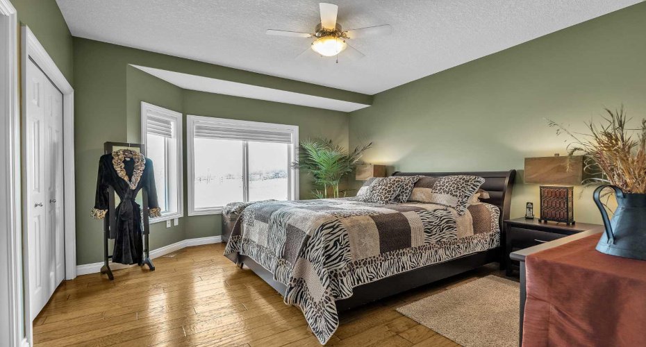 117 River Heights View, Cochrane, Alberta T4C0E6, 2 Bedrooms Bedrooms, ,3 BathroomsBathrooms,Residential,For Sale,River Heights,A2295228