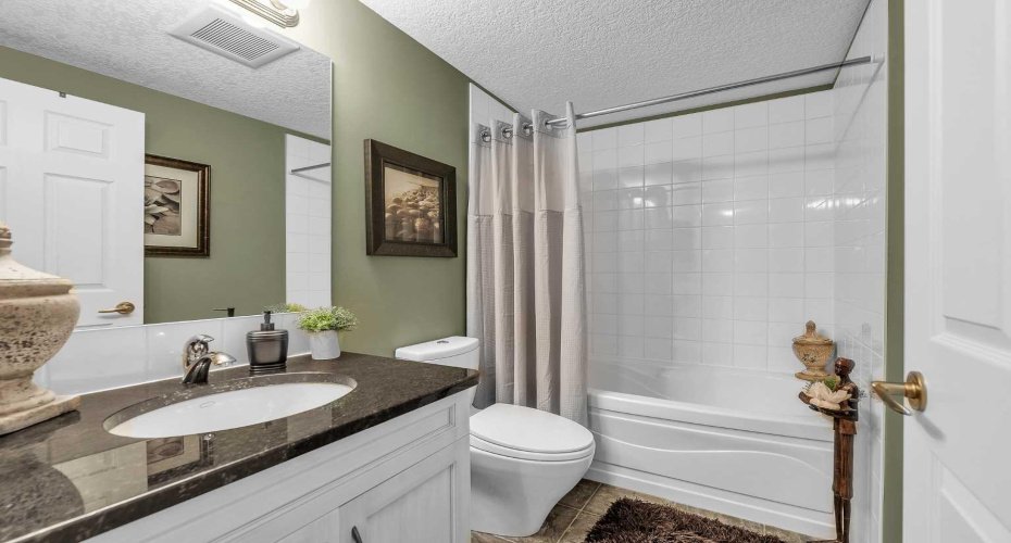 117 River Heights View, Cochrane, Alberta T4C0E6, 2 Bedrooms Bedrooms, ,3 BathroomsBathrooms,Residential,For Sale,River Heights,A2295228