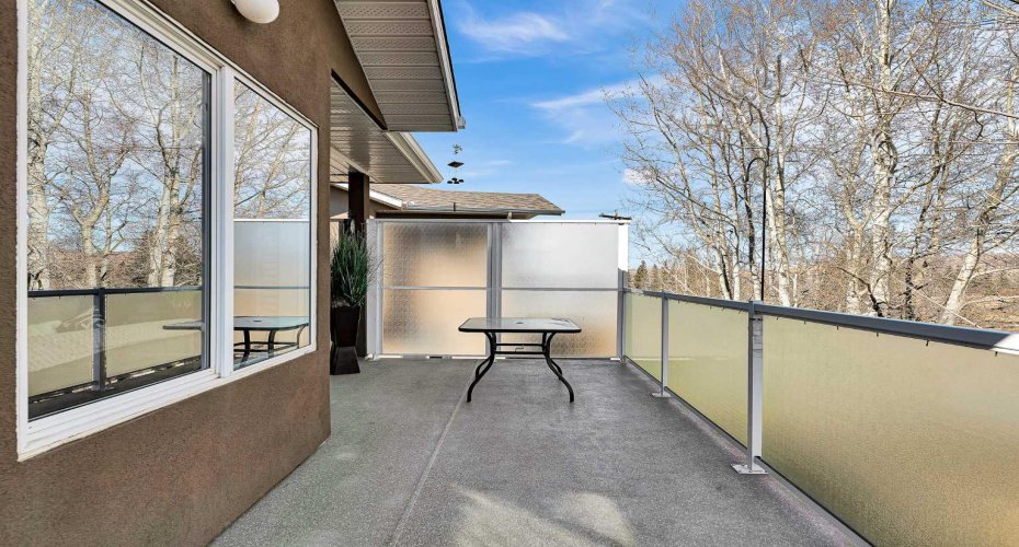 117 River Heights View, Cochrane, Alberta T4C0E6, 2 Bedrooms Bedrooms, ,3 BathroomsBathrooms,Residential,For Sale,River Heights,A2295228