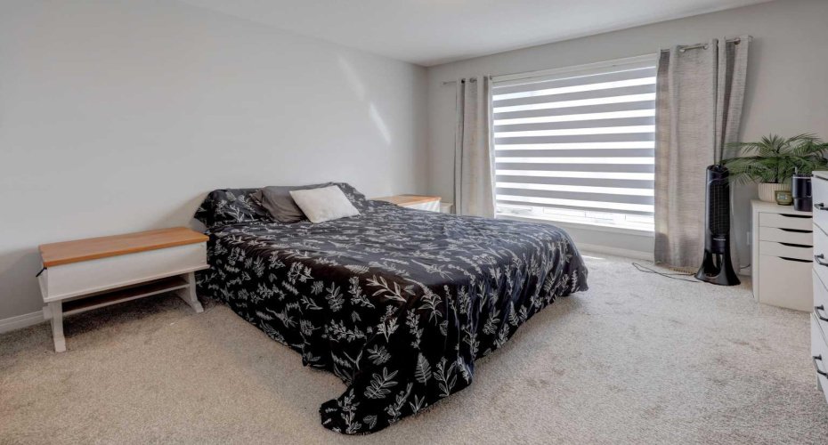 215 Chinook Gate Boulevard, Airdrie, Alberta T4B 5J4, 3 Bedrooms Bedrooms, ,3 BathroomsBathrooms,Residential,For Sale,Chinook Gate,A2295230