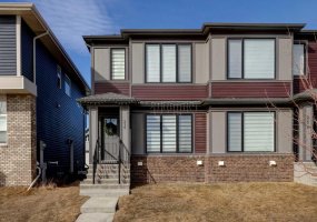 215 Chinook Gate Boulevard, Airdrie, Alberta T4B 5J4, 3 Bedrooms Bedrooms, ,3 BathroomsBathrooms,Residential,For Sale,Chinook Gate,A2295230 215 Chinook Gate Boulevard, Airdrie, Alberta T4B 5J4, 3 Bedrooms Bedrooms, ,3 BathroomsBathrooms,Residential,For Sale,Chinook Gate,A2295230