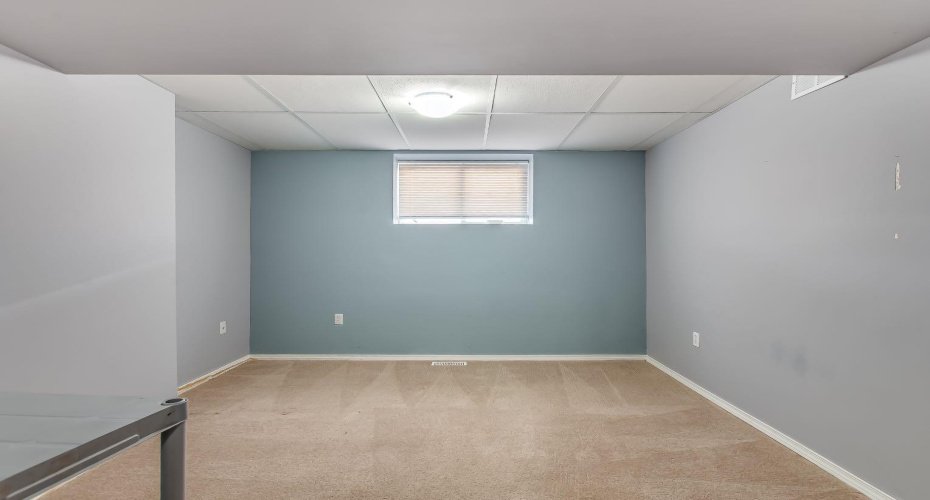 108 Cartwright Avenue, Veinerville, Alberta T1A 8N4, 6 Bedrooms Bedrooms, ,3 BathroomsBathrooms,Residential,For Sale,Cartwright,A2295239