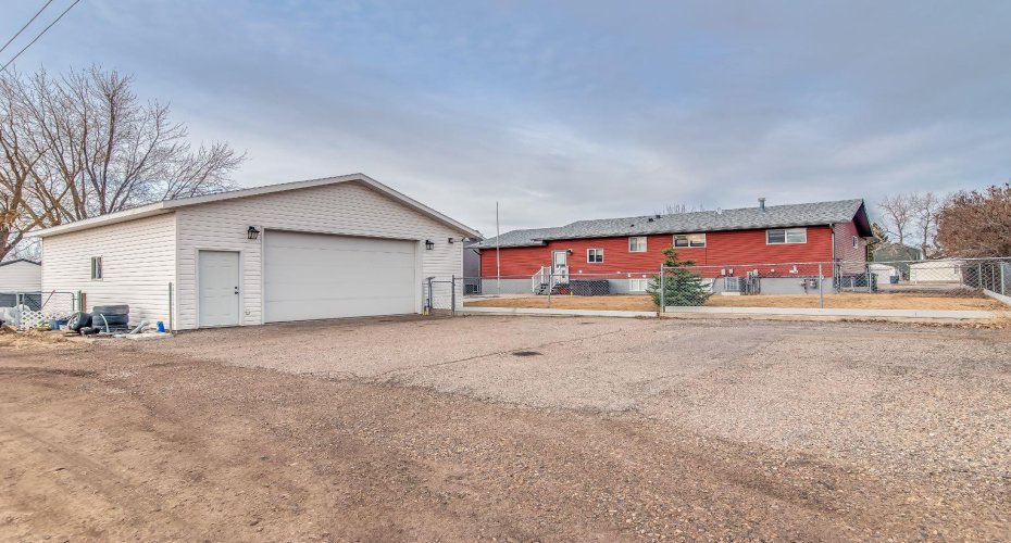 108 Cartwright Avenue, Veinerville, Alberta T1A 8N4, 6 Bedrooms Bedrooms, ,3 BathroomsBathrooms,Residential,For Sale,Cartwright,A2295239