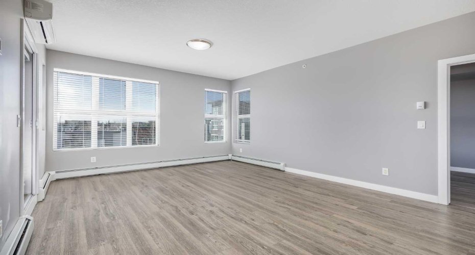 Sunny South Facing with Partial Mtn View