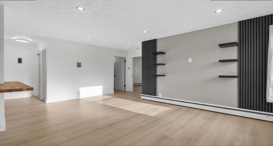 2020 16 Avenue, Calgary, Alberta T2m0m1, 2 Bedrooms Bedrooms, ,1 BathroomBathrooms,Residential,For Sale,16,A2295254