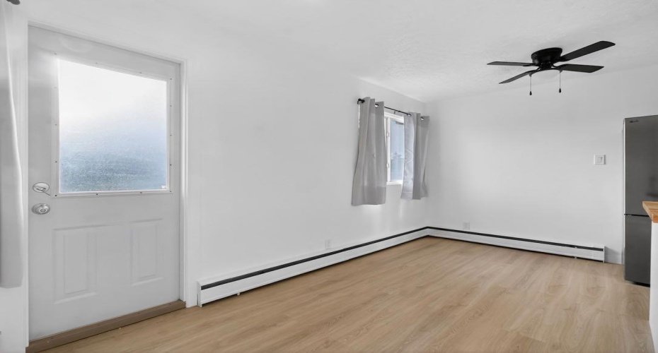 2020 16 Avenue, Calgary, Alberta T2m0m1, 2 Bedrooms Bedrooms, ,1 BathroomBathrooms,Residential,For Sale,16,A2295254