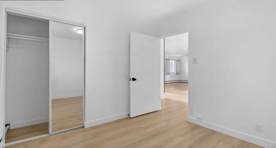 2020 16 Avenue, Calgary, Alberta T2m0m1, 2 Bedrooms Bedrooms, ,1 BathroomBathrooms,Residential,For Sale,16,A2295254