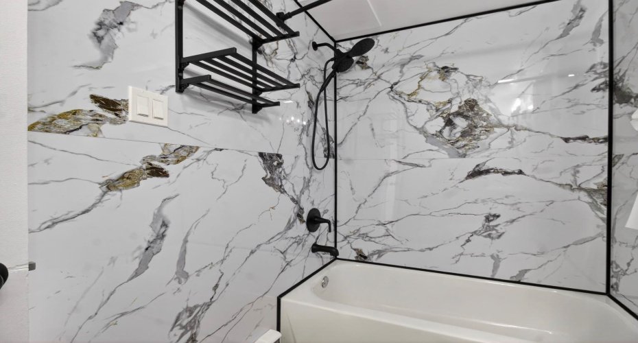 2020 16 Avenue, Calgary, Alberta T2m0m1, 2 Bedrooms Bedrooms, ,1 BathroomBathrooms,Residential,For Sale,16,A2295254