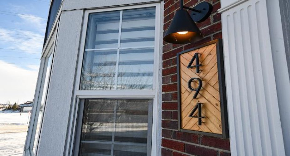 494 Rainbow Falls Drive, Chestermere, Alberta T1X 0N4, 3 Bedrooms Bedrooms, ,3 BathroomsBathrooms,Residential,For Sale,Rainbow Falls,A2295255