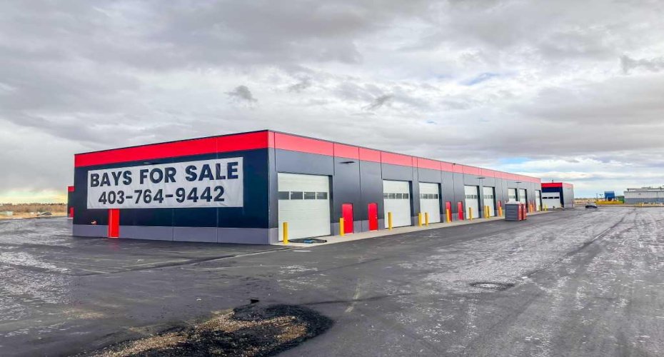 40 Southbank Crescent, Okotoks, Alberta T1S5S8, ,Commercial,For Sale,E42 Venture Bays,Southbank,A2295257