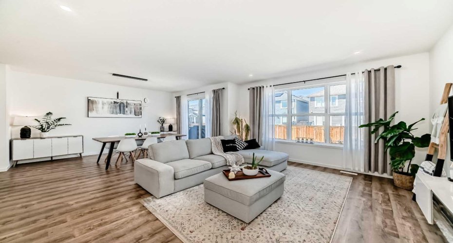 12 Magnolia Crescent, Calgary, Alberta T3M 3M8, 3 Bedrooms Bedrooms, ,3 BathroomsBathrooms,Residential,For Sale,Magnolia,A2295264