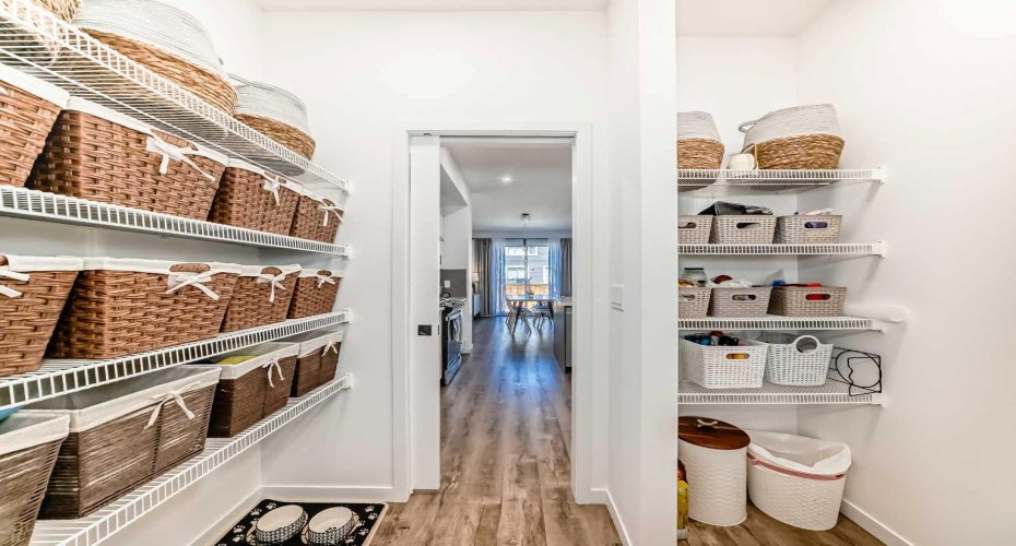 12 Magnolia Crescent, Calgary, Alberta T3M 3M8, 3 Bedrooms Bedrooms, ,3 BathroomsBathrooms,Residential,For Sale,Magnolia,A2295264