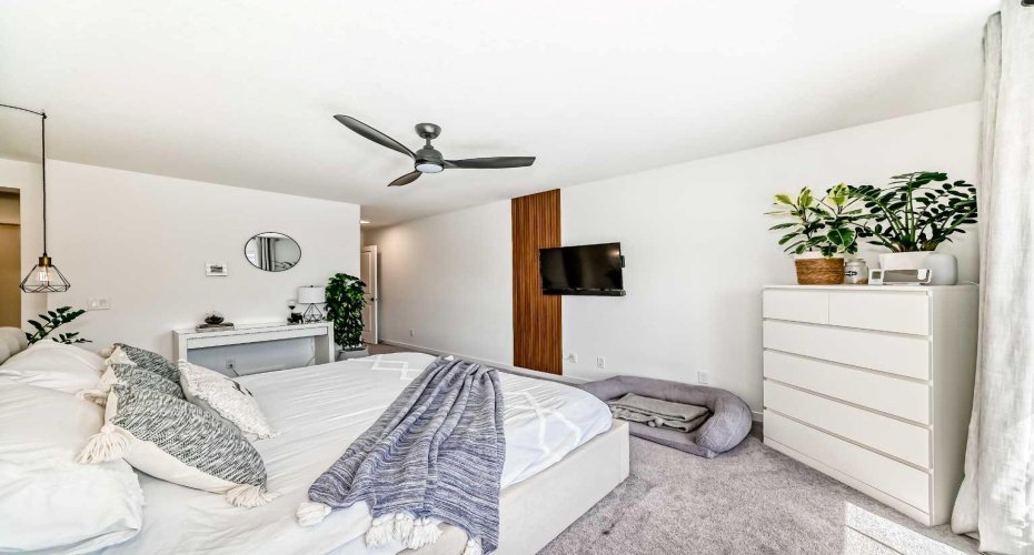 12 Magnolia Crescent, Calgary, Alberta T3M 3M8, 3 Bedrooms Bedrooms, ,3 BathroomsBathrooms,Residential,For Sale,Magnolia,A2295264