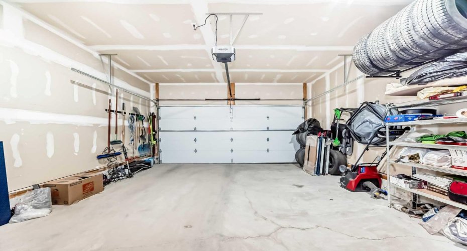 12 Magnolia Crescent, Calgary, Alberta T3M 3M8, 3 Bedrooms Bedrooms, ,3 BathroomsBathrooms,Residential,For Sale,Magnolia,A2295264