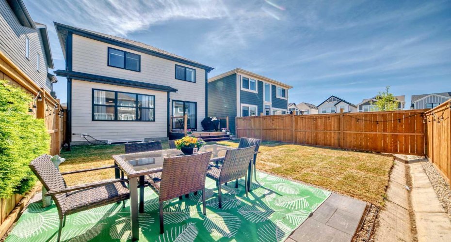 12 Magnolia Crescent, Calgary, Alberta T3M 3M8, 3 Bedrooms Bedrooms, ,3 BathroomsBathrooms,Residential,For Sale,Magnolia,A2295264