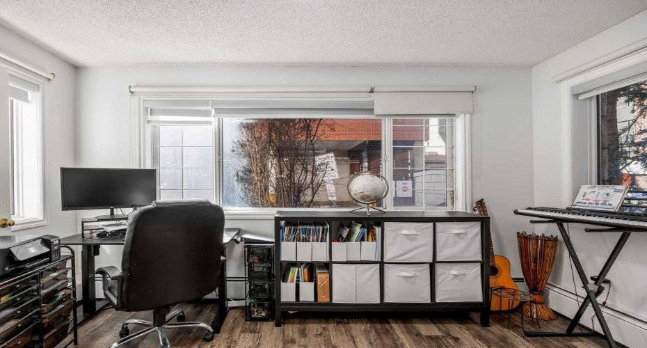 777 3 Avenue, Calgary, Alberta T2P 0G8, 2 Bedrooms Bedrooms, ,2 BathroomsBathrooms,Residential,For Sale,3,A2295266