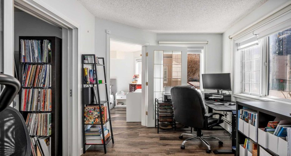 777 3 Avenue, Calgary, Alberta T2P 0G8, 2 Bedrooms Bedrooms, ,2 BathroomsBathrooms,Residential,For Sale,3,A2295266