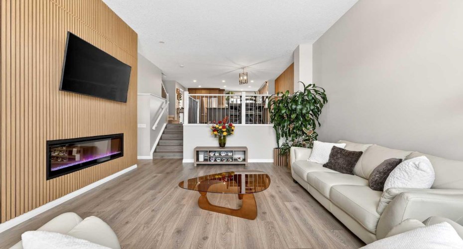 287 Masters Row, Calgary, Alberta T3M 2T7, 3 Bedrooms Bedrooms, ,3 BathroomsBathrooms,Residential,For Sale,Masters,A2294275