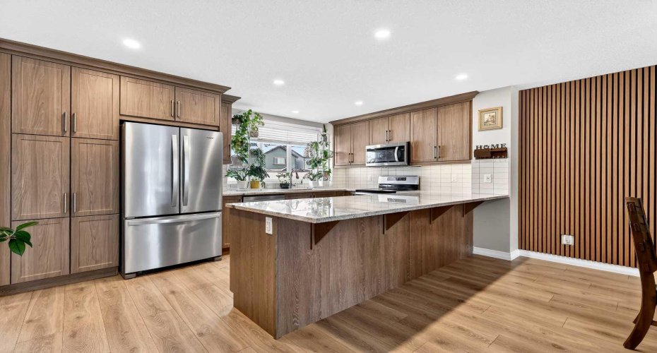 287 Masters Row, Calgary, Alberta T3M 2T7, 3 Bedrooms Bedrooms, ,3 BathroomsBathrooms,Residential,For Sale,Masters,A2294275