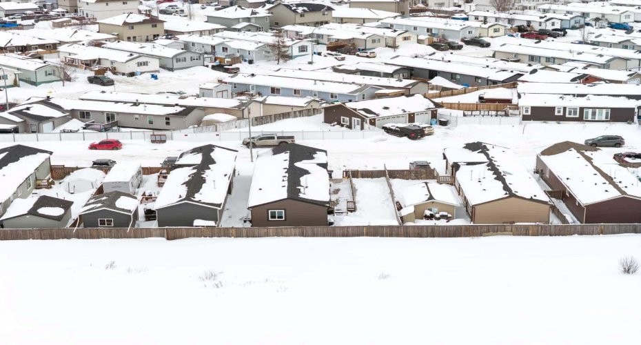 309 Mckinlay Crescent, Fort McMurray, Alberta T9K 2M9, 3 Bedrooms Bedrooms, ,2 BathroomsBathrooms,Residential,For Sale,Mckinlay,A2294285