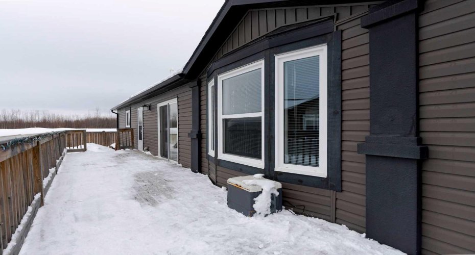 309 Mckinlay Crescent, Fort McMurray, Alberta T9K 2M9, 3 Bedrooms Bedrooms, ,2 BathroomsBathrooms,Residential,For Sale,Mckinlay,A2294285