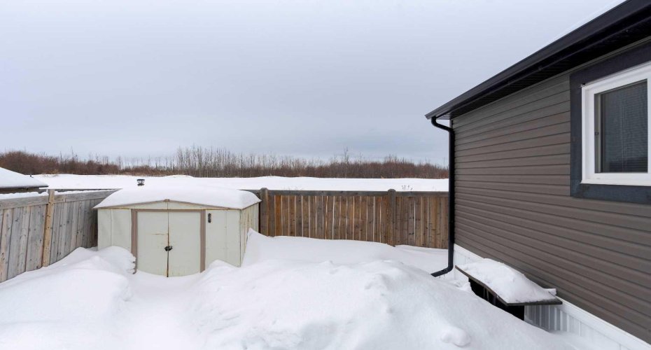 309 Mckinlay Crescent, Fort McMurray, Alberta T9K 2M9, 3 Bedrooms Bedrooms, ,2 BathroomsBathrooms,Residential,For Sale,Mckinlay,A2294285