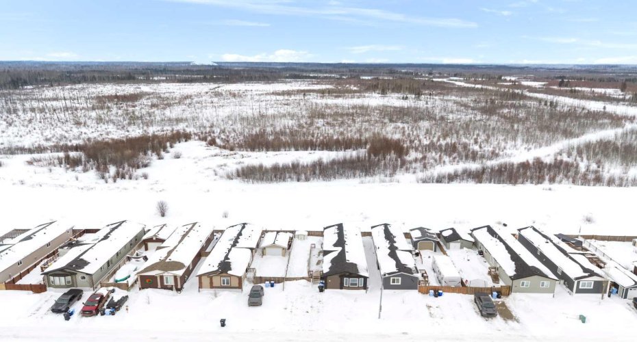 309 Mckinlay Crescent, Fort McMurray, Alberta T9K 2M9, 3 Bedrooms Bedrooms, ,2 BathroomsBathrooms,Residential,For Sale,Mckinlay,A2294285