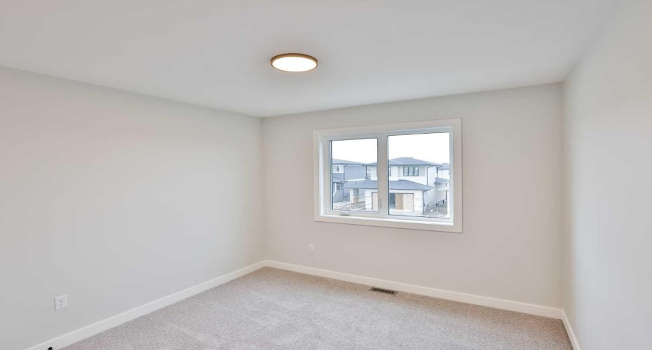 668 Devonia Road, Lethbridge, Alberta T1J 5W3, 3 Bedrooms Bedrooms, ,3 BathroomsBathrooms,Residential,For Sale,Devonia,A2294288