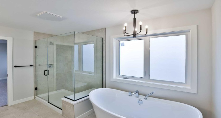 668 Devonia Road, Lethbridge, Alberta T1J 5W3, 3 Bedrooms Bedrooms, ,3 BathroomsBathrooms,Residential,For Sale,Devonia,A2294288