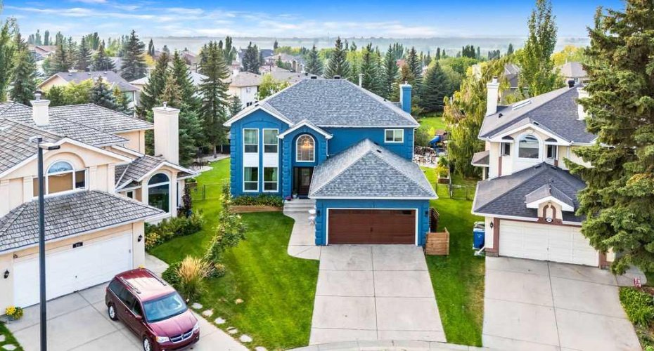 236 Mt Sparrowhawk Place, Calgary, Alberta T2Z 2G8, 6 Bedrooms Bedrooms, ,4 BathroomsBathrooms,Residential,For Sale,Mt Sparrowhawk,A2294294
