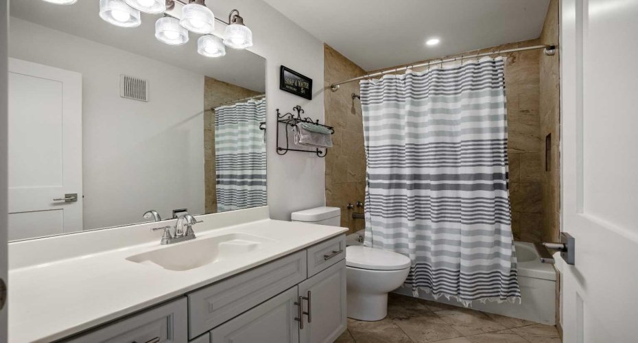 236 Mt Sparrowhawk Place, Calgary, Alberta T2Z 2G8, 6 Bedrooms Bedrooms, ,4 BathroomsBathrooms,Residential,For Sale,Mt Sparrowhawk,A2294294