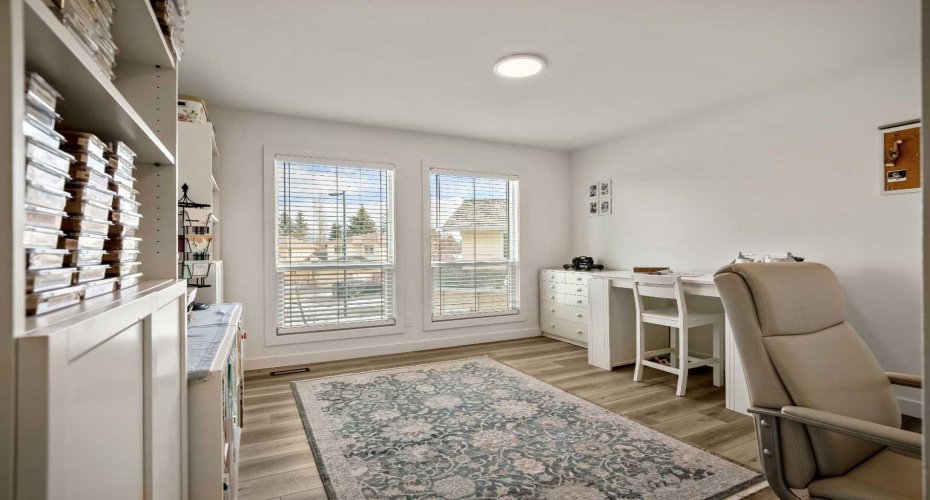 236 Mt Sparrowhawk Place, Calgary, Alberta T2Z 2G8, 6 Bedrooms Bedrooms, ,4 BathroomsBathrooms,Residential,For Sale,Mt Sparrowhawk,A2294294