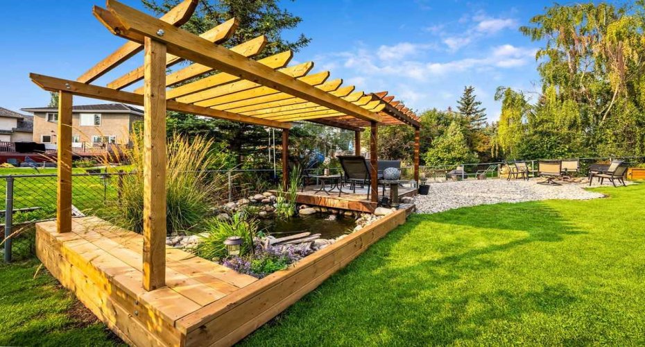 236 Mt Sparrowhawk Place, Calgary, Alberta T2Z 2G8, 6 Bedrooms Bedrooms, ,4 BathroomsBathrooms,Residential,For Sale,Mt Sparrowhawk,A2294294