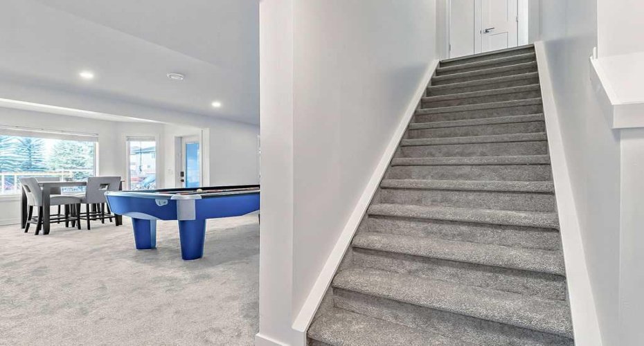 236 Mt Sparrowhawk Place, Calgary, Alberta T2Z 2G8, 6 Bedrooms Bedrooms, ,4 BathroomsBathrooms,Residential,For Sale,Mt Sparrowhawk,A2294294