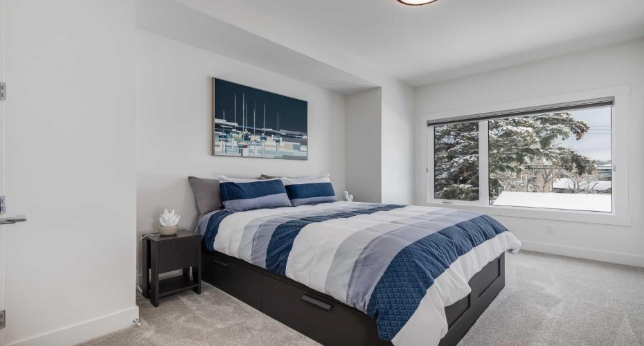 544 37 Street, Calgary, Alberta T2N 3B8, 4 Bedrooms Bedrooms, ,4 BathroomsBathrooms,Residential,For Sale,37,A2294305