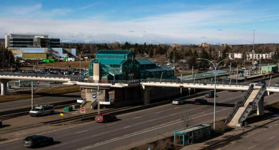 3830 Brentwood Road, Calgary, Alberta T2L 2J9, 2 Bedrooms Bedrooms, ,1 BathroomBathrooms,Residential,For Sale,Brentwood,A2294321