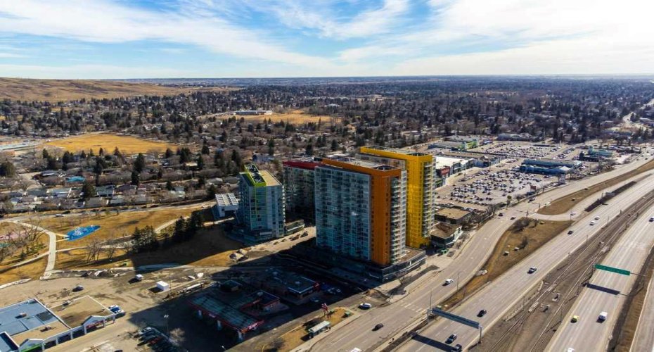 3830 Brentwood Road, Calgary, Alberta T2L 2J9, 2 Bedrooms Bedrooms, ,1 BathroomBathrooms,Residential,For Sale,Brentwood,A2294321