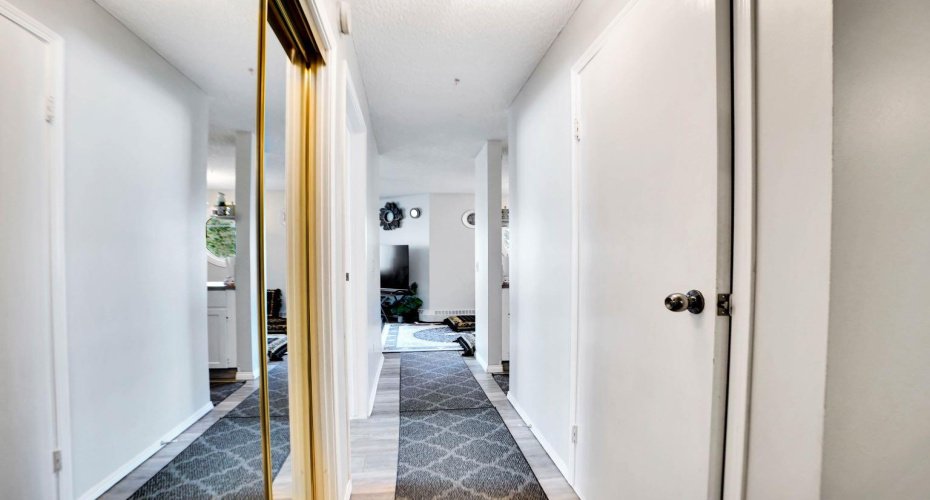 110 20 Avenue, Calgary, Alberta T2E 1P7, 2 Bedrooms Bedrooms, ,1 BathroomBathrooms,Residential,For Sale,20,A2294348